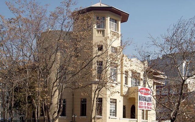 Ankara’daki eski Macaristan Büyükelçiliği binası